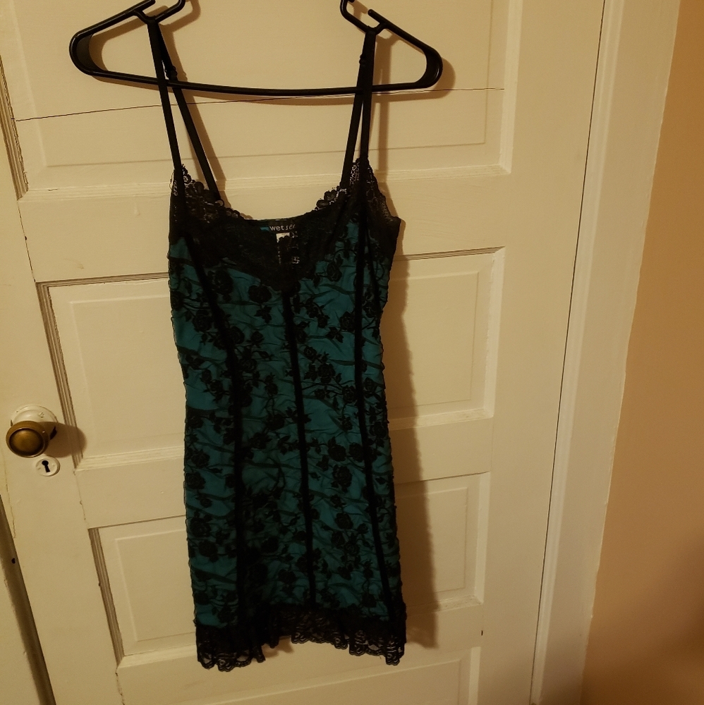 Short dress